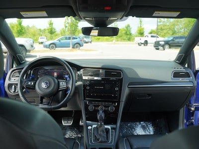 2019 Volkswagen Golf R 2.0T w/DCC & Navigation