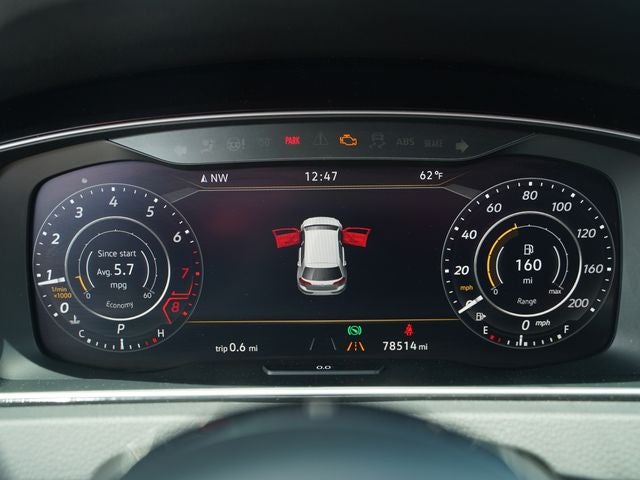 2019 Volkswagen Golf R 2.0T w/DCC & Navigation
