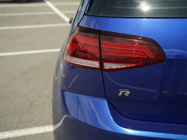 2019 Volkswagen Golf R 2.0T w/DCC & Navigation