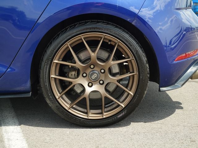 2019 Volkswagen Golf R 2.0T w/DCC & Navigation