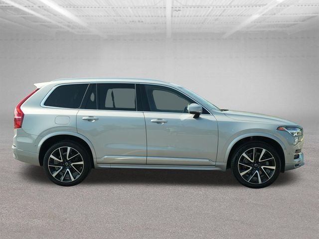 2023 Volvo XC90 B5 Plus