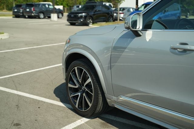 2023 Volvo XC90 B5 Plus