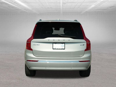 2023 Volvo XC90 B5 Plus