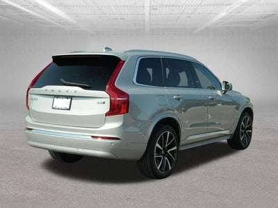 2023 Volvo XC90 B5 Plus