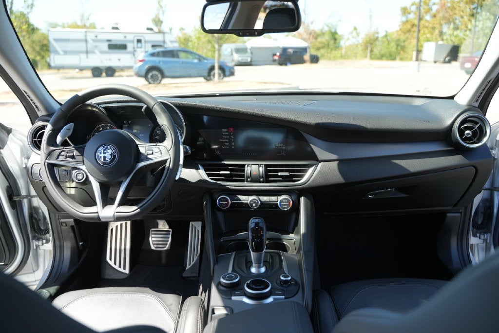 2017 Alfa Romeo Giulia Ti