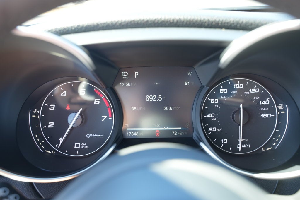 2017 Alfa Romeo Giulia Ti