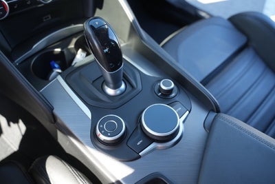 2017 Alfa Romeo Giulia Ti