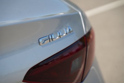2017 Alfa Romeo Giulia Ti