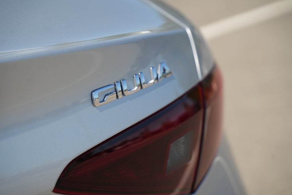 2017 Alfa Romeo Giulia Ti