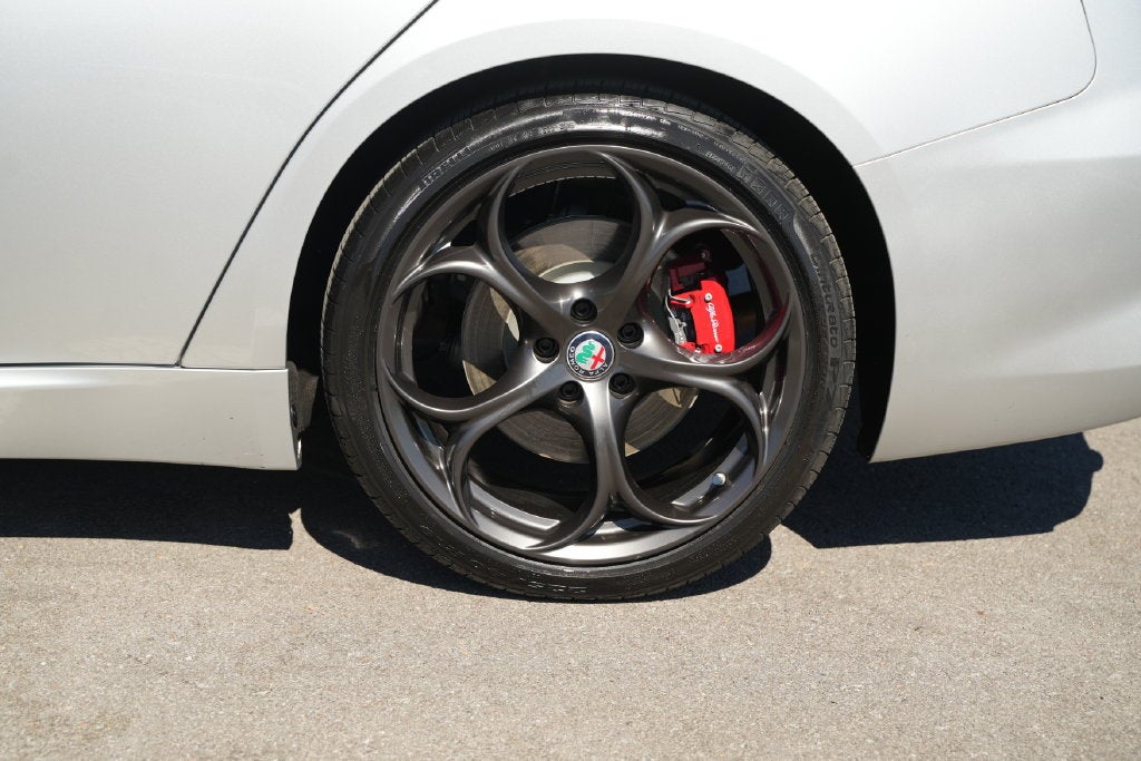 2017 Alfa Romeo Giulia Ti